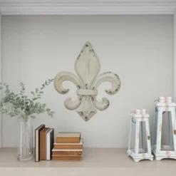 Metal Fleur De Lis Wall Decor With Distressing White - Olivia & May -Decora Shop GUEST 08de4b1e 69c6 4f92 8288 379ee969e46b