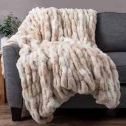 Lavish Home 60x80 Jacquard Faux Fur Blanket -Decora Shop GUEST 400374fd 3e06 4d9f beb1 33fb0d0af5a4