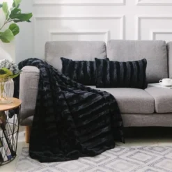 Cheer Collection Ultra Soft Faux Fur Throw Blanket -Decora Shop GUEST 605d2f51 eac0 46fe 9f97 3080212c06a4