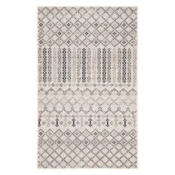 Sharron Geometric Design Area Rug - Safavieh -Decora Shop GUEST 65fc838a 286f 495d 8a44 b4fd39da9e31