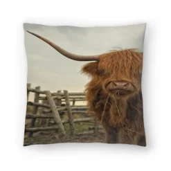 Cow Photo By Tanya Shumkina Throw Pillow - Americanflat -Decora Shop GUEST 77615e87 b205 476f ae8f 7ba282d33ff1