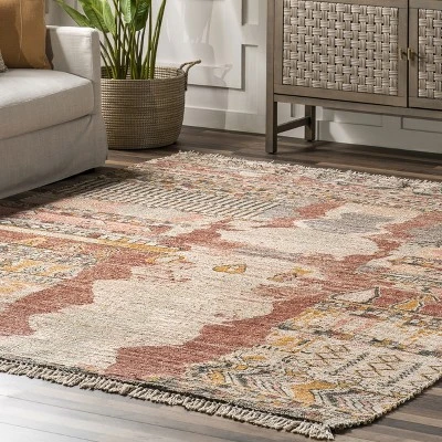 NuLOOM Hermina Southwestern Tasseled Area Rug 8 NuLOOM Hermina Southwestern Tasseled Area Rug - Image 8